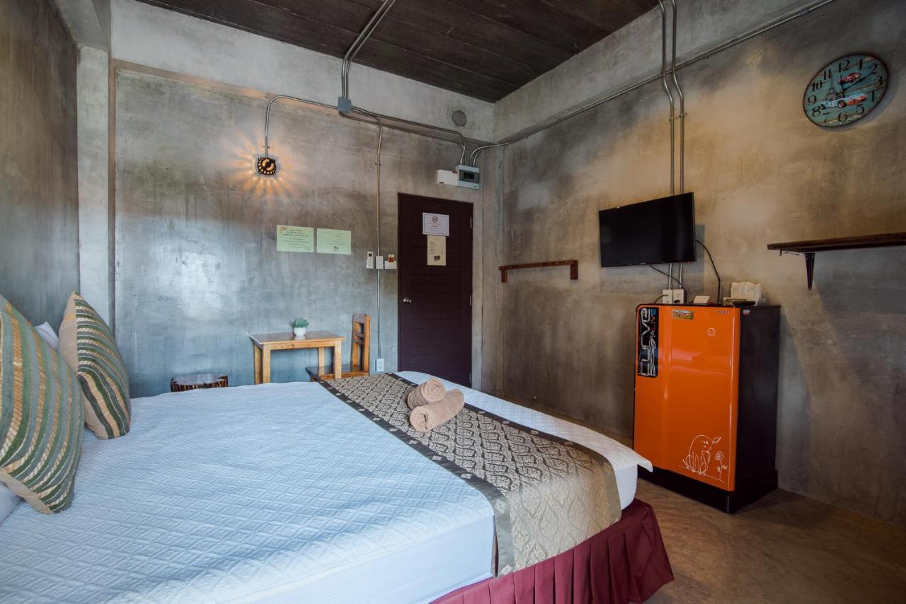 Lovely Guesthouse 94 Hua Hin Buitenkant foto